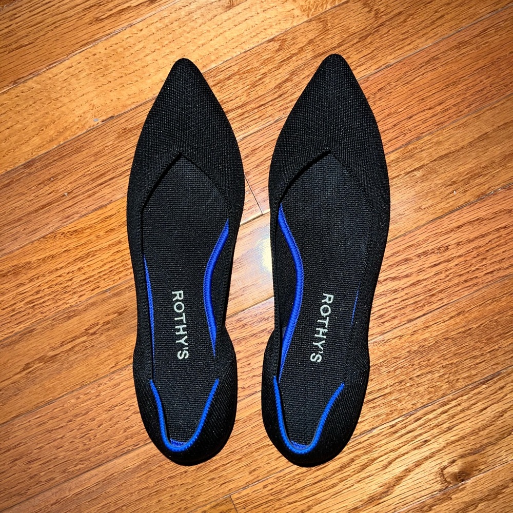 Rothy’s The Point Black solid flat